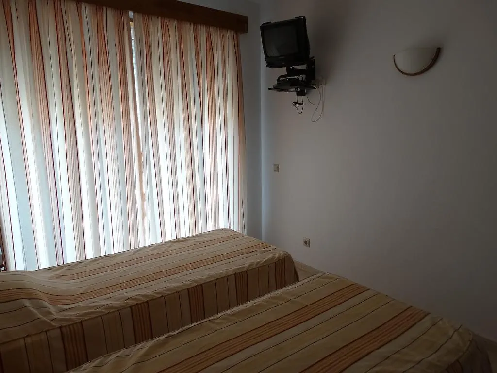 Hospedaria Descansa Pernas Monchique 0*,